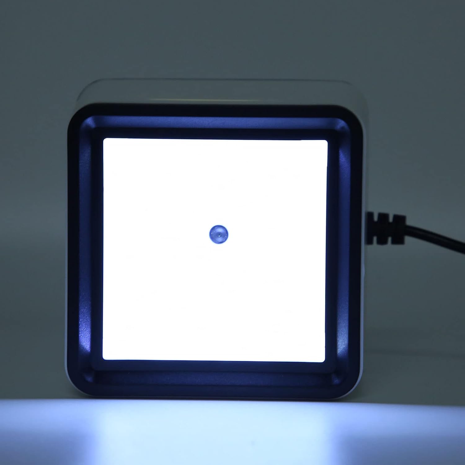 Scanner code barre 1D/2D QR mains libres Omnidirectionnel : Optimisez vos processus de scan !